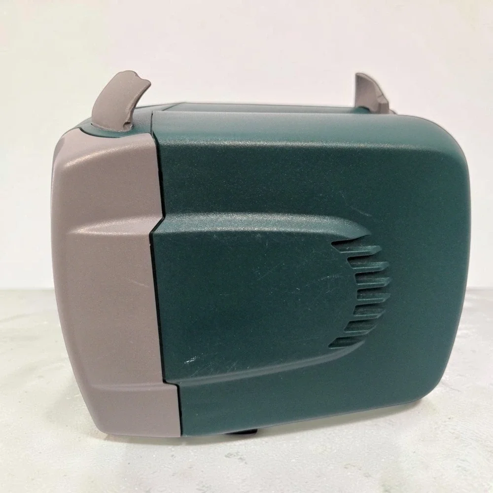 VTG Polaroid OneStep Express Instant Film Camera Green Gray 600 Flash 90s Works